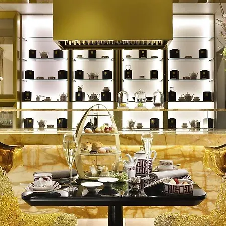 The First Dolce - Preferred Hotels & Resorts 