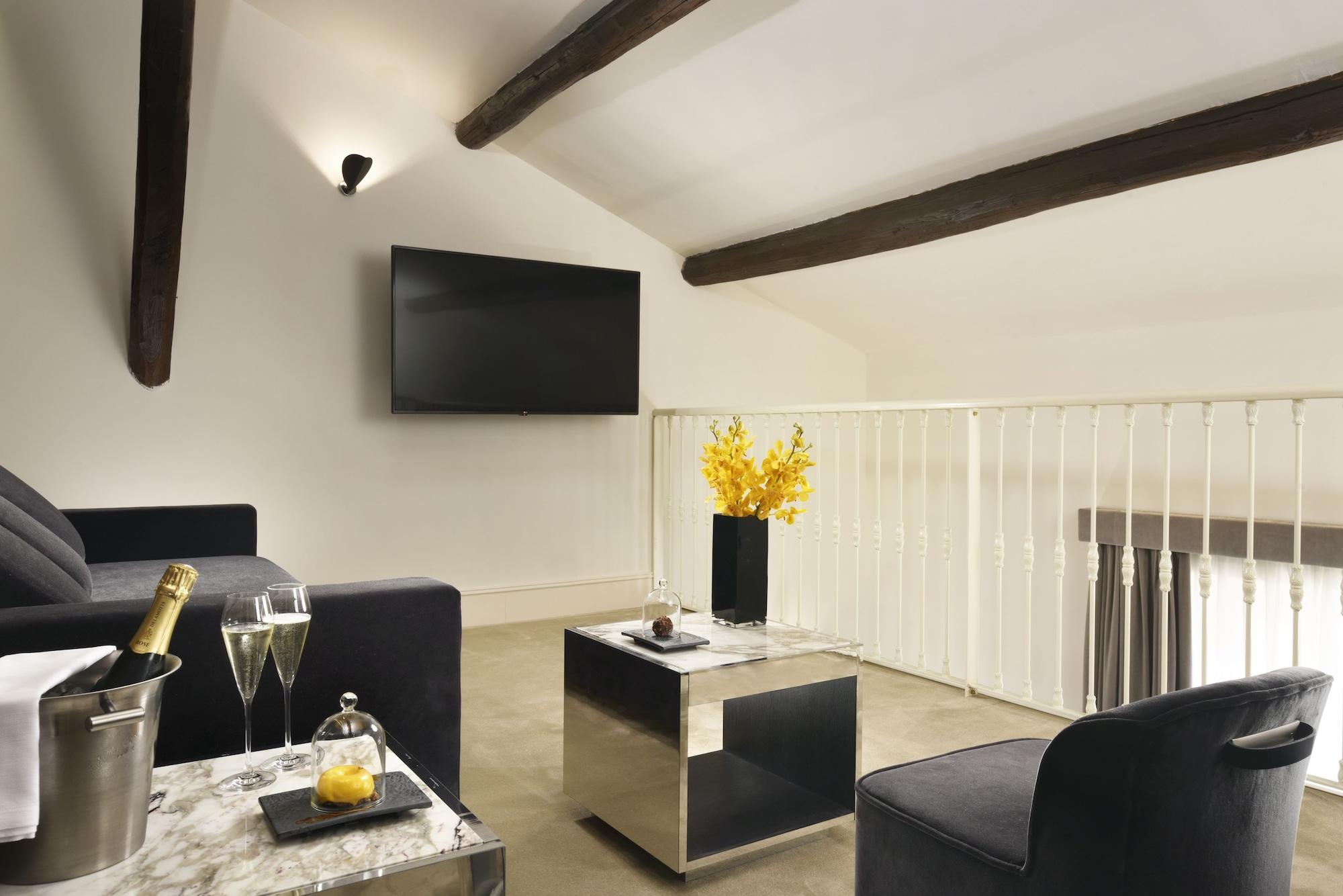 The First Dolce - Preferred & Hotel Rom